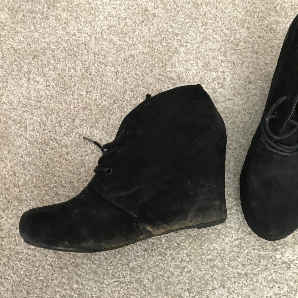 booties - Picture 3 of 3